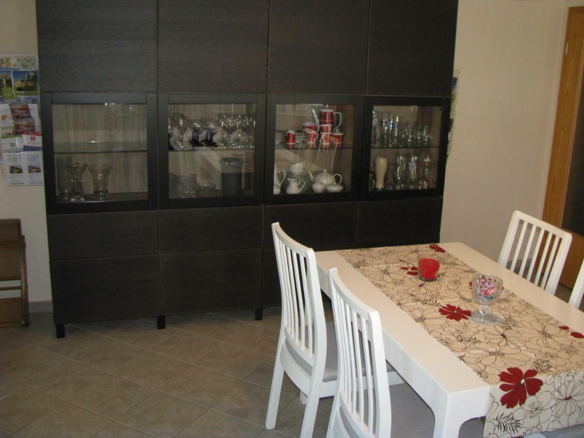 Ferienwohnung Herbsleben Ngoại thất bức ảnh