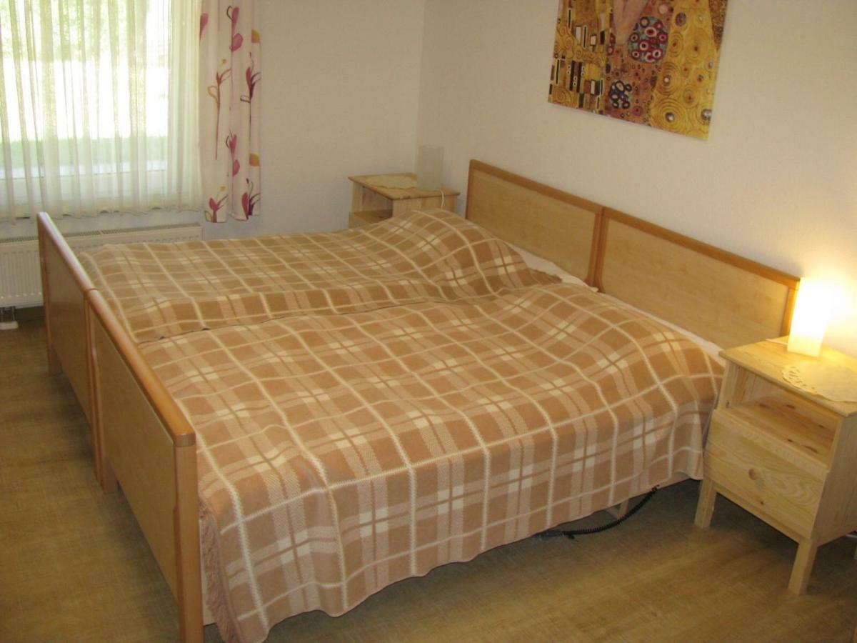 Ferienwohnung Herbsleben Ngoại thất bức ảnh