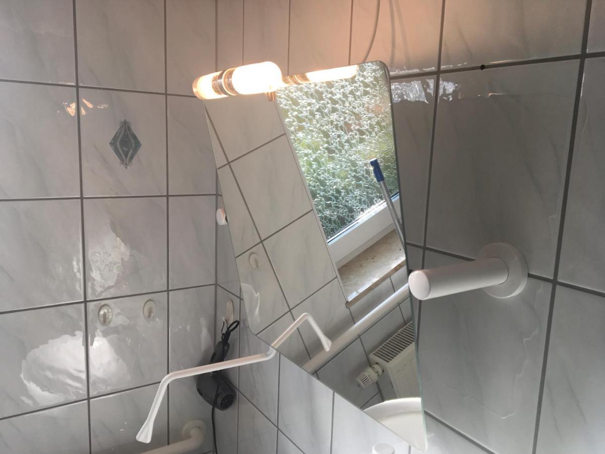 Ferienwohnung Herbsleben Ngoại thất bức ảnh